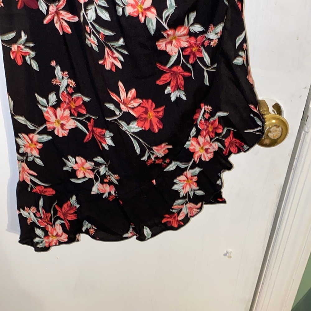 Dress - Picture 4 of 7